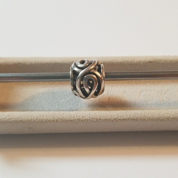 Sterling Silver Jewelry - 4/$20💜Sterling Silver Swirl Charm For Pandora
